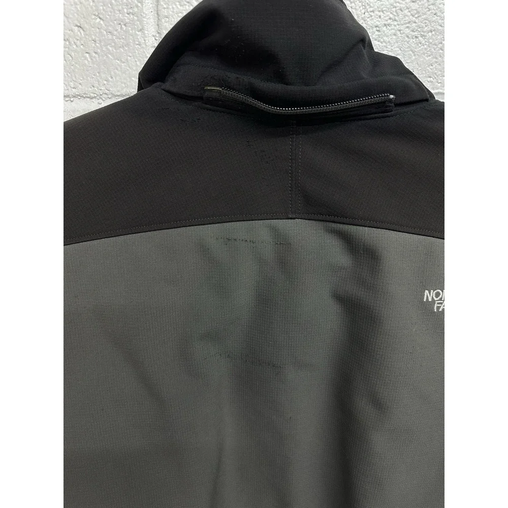 The North Favlce Primaloft Insulated Full Zip Coat / Black & Gray / Men's XL - Picture 6 of 11